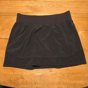 Livi active skort. Size 22/24. Dark grey.